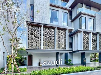 3 Bed 4 Bath 335 SQ.M ARTALE Asoke - Rama 9