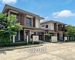 4 Bed 4 Bath 196 SQ.M Burasiri Krungthep Kreetha