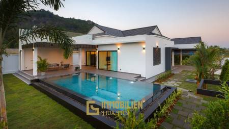 Sivana Hideaway: Moderne Pool Villa mit 3 Schlafzimmern