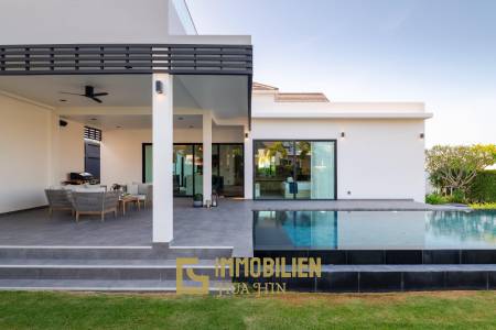Sivana Hideaway: Moderne Pool Villa mit 3 Schlafzimmern