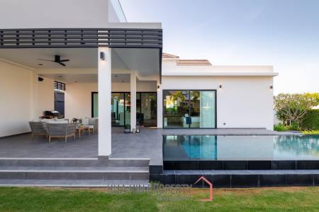 Sivana Hideaway - Modern Design 3 Bedroom Villa with Pool
