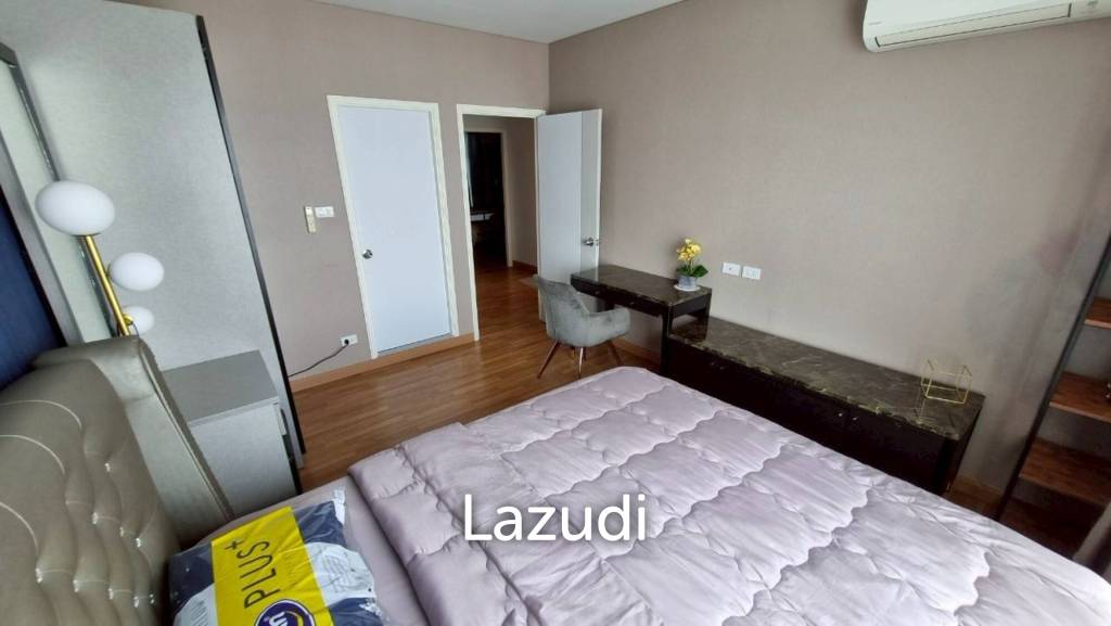 3 Bed 2 Bath 60 SQ.M Lumpini Place Ratchada-Sathu