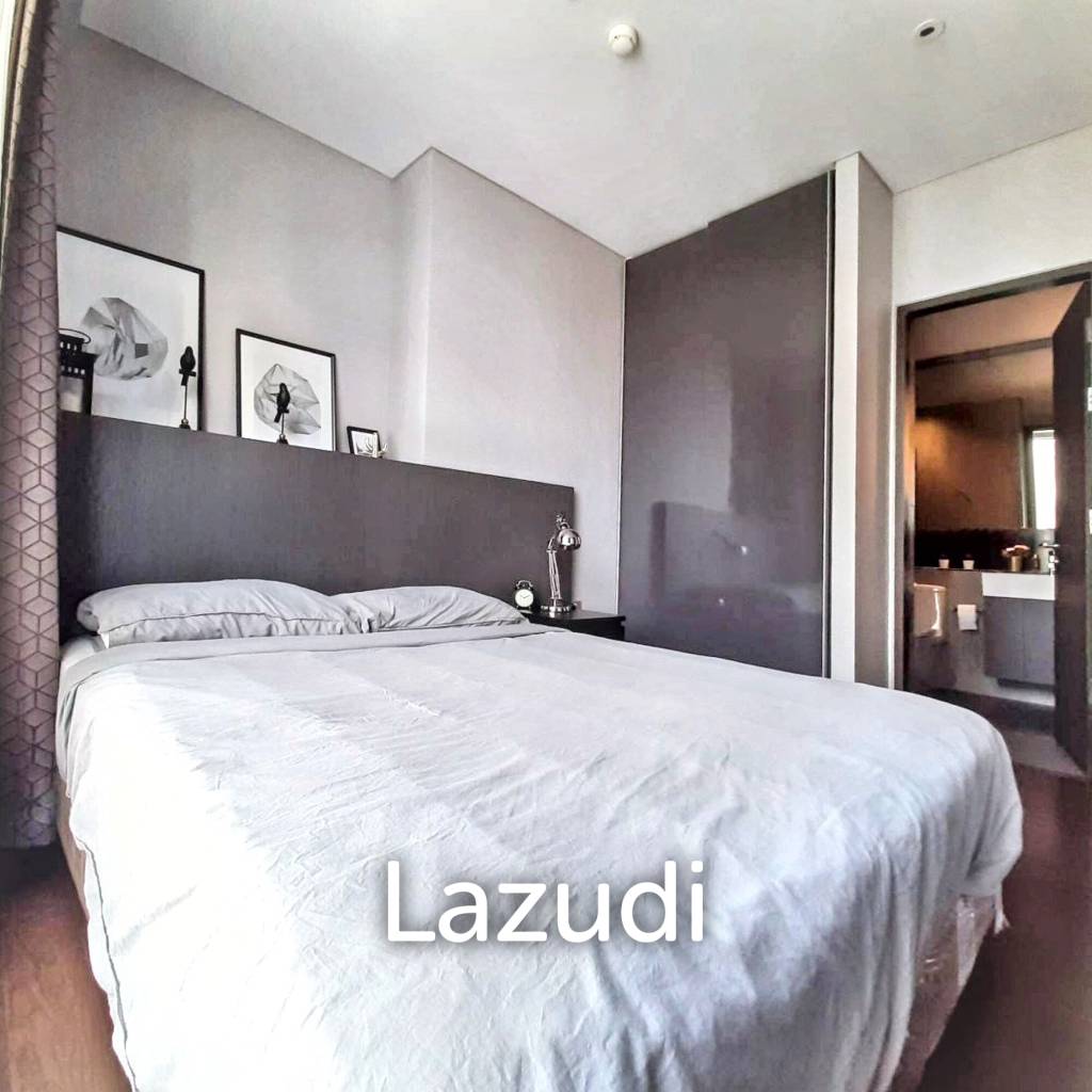 1 Bedroom 1 Bathroom 30 SQ.M The Lumpini 24