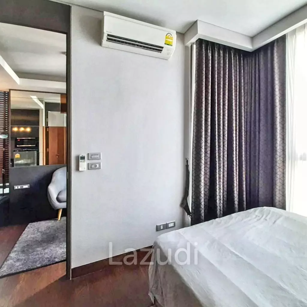 1 Bedroom 1 Bathroom 30 SQ.M The Lumpini 24