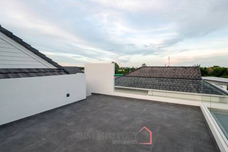 Sivana Hideaway - Modern Luxury 4 Bedroom Villa with Pool