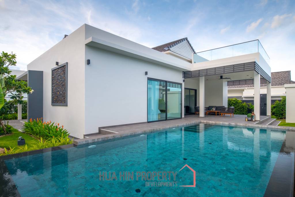Sivana Hideaway - Modern Luxury 4 Bedroom Villa with Pool