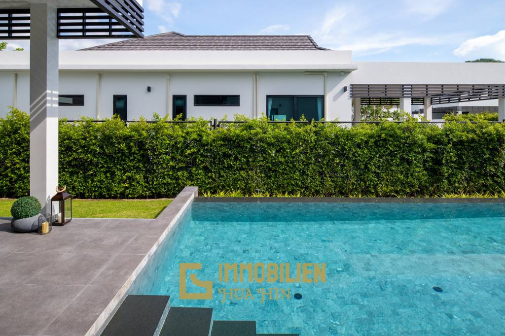 Sivana Hideaway: Moderne luxuriöse Pool Villa mit 4 Schlafzimmern