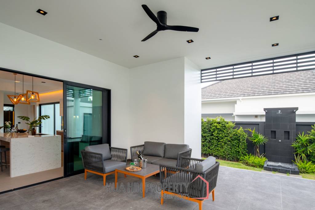Sivana Hideaway - Modern Luxury 4 Bedroom Villa with Pool