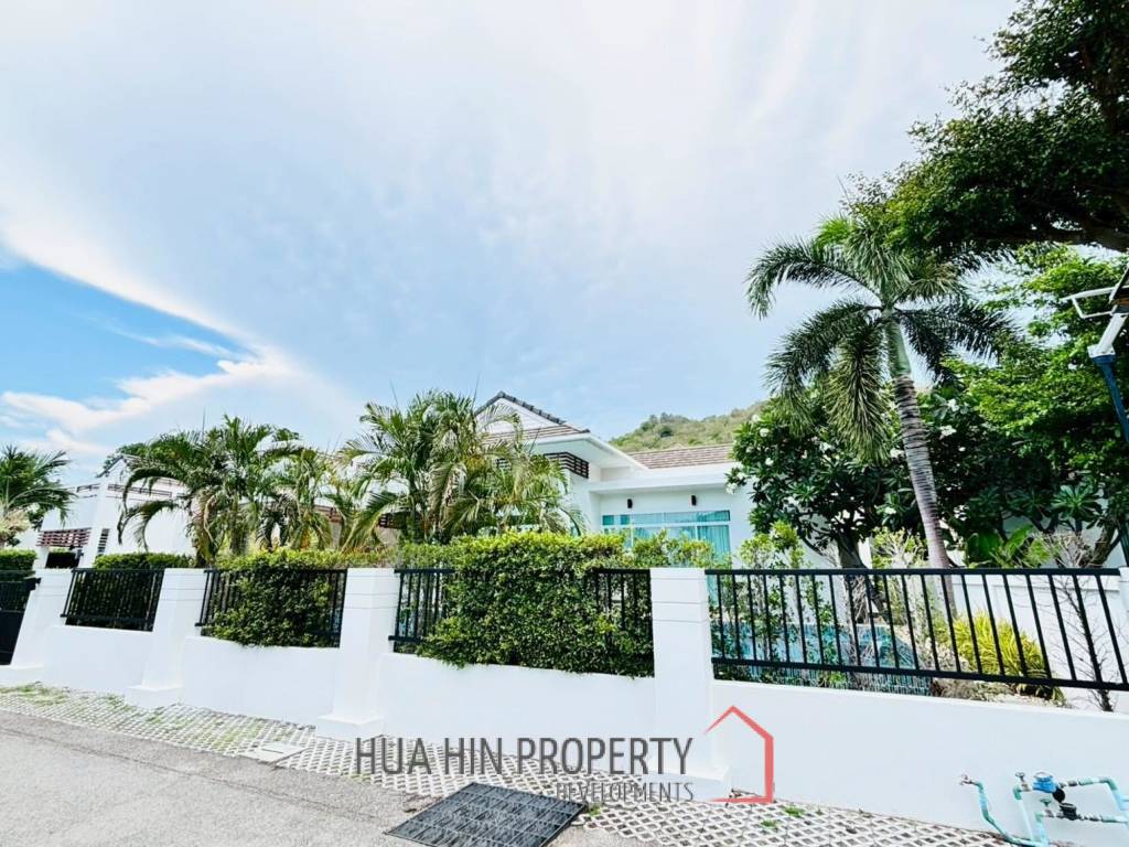 Sivana Gardens - Modern 3 Bedroom Villa with Private Pool