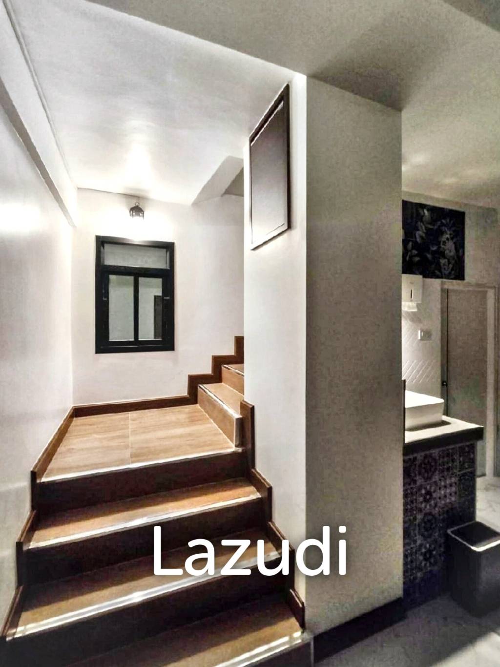 3 Bed 3 Bath 96 SQ.M Town home in Bang Chak