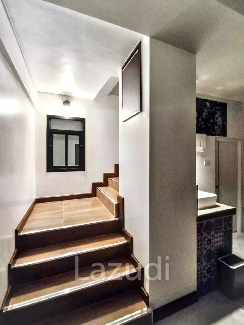 3 Bed 3 Bath 96 SQ.M Town home in Bang Chak