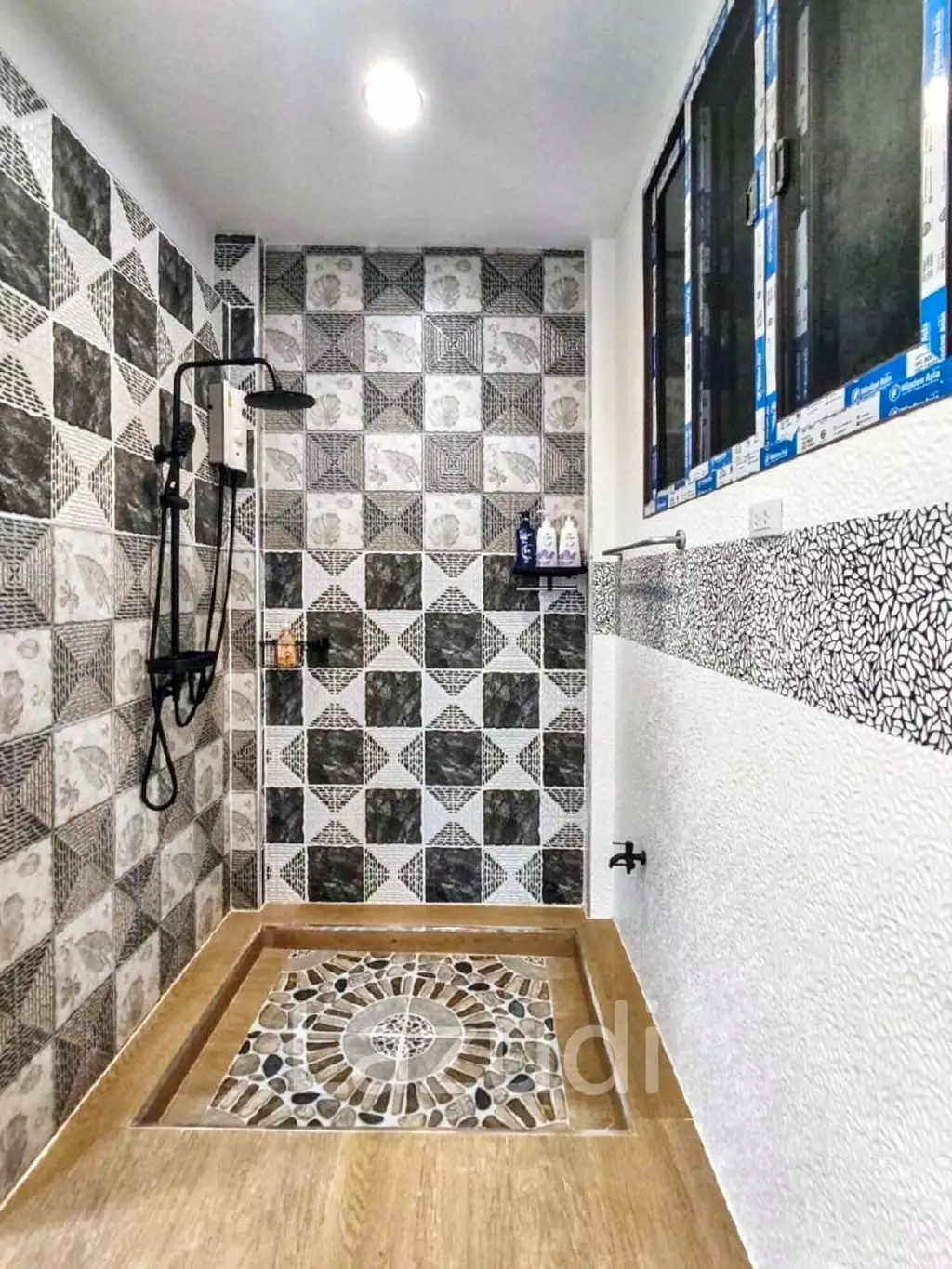 3 Bed 3 Bath 96 SQ.M Town home in Bang Chak