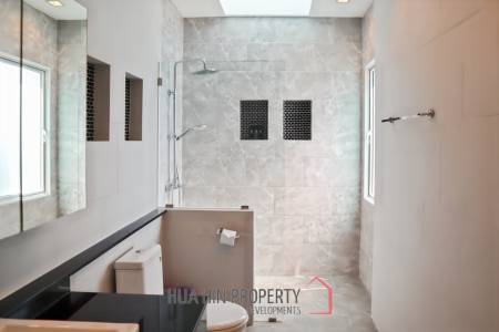 Sivana Gardens - 2-Bedroom Villa with Pool and Roof Terrace