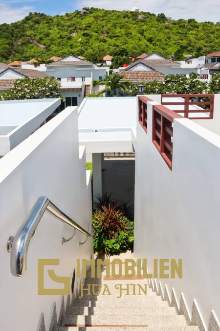 Sivana Gardens: 2 Schlafzimmer Pool Villa mit Dachterrasse