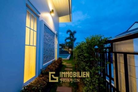 Sivana Gardens: Moderne luxuriöse 3 Schlafzimmer Pool Villa