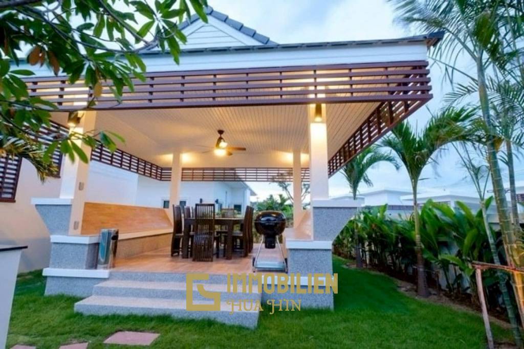 Sivana Gardens: Moderne luxuriöse 3 Schlafzimmer Pool Villa
