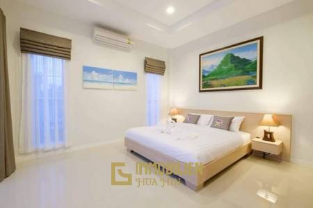 Sivana Gardens: Moderne luxuriöse 3 Schlafzimmer Pool Villa