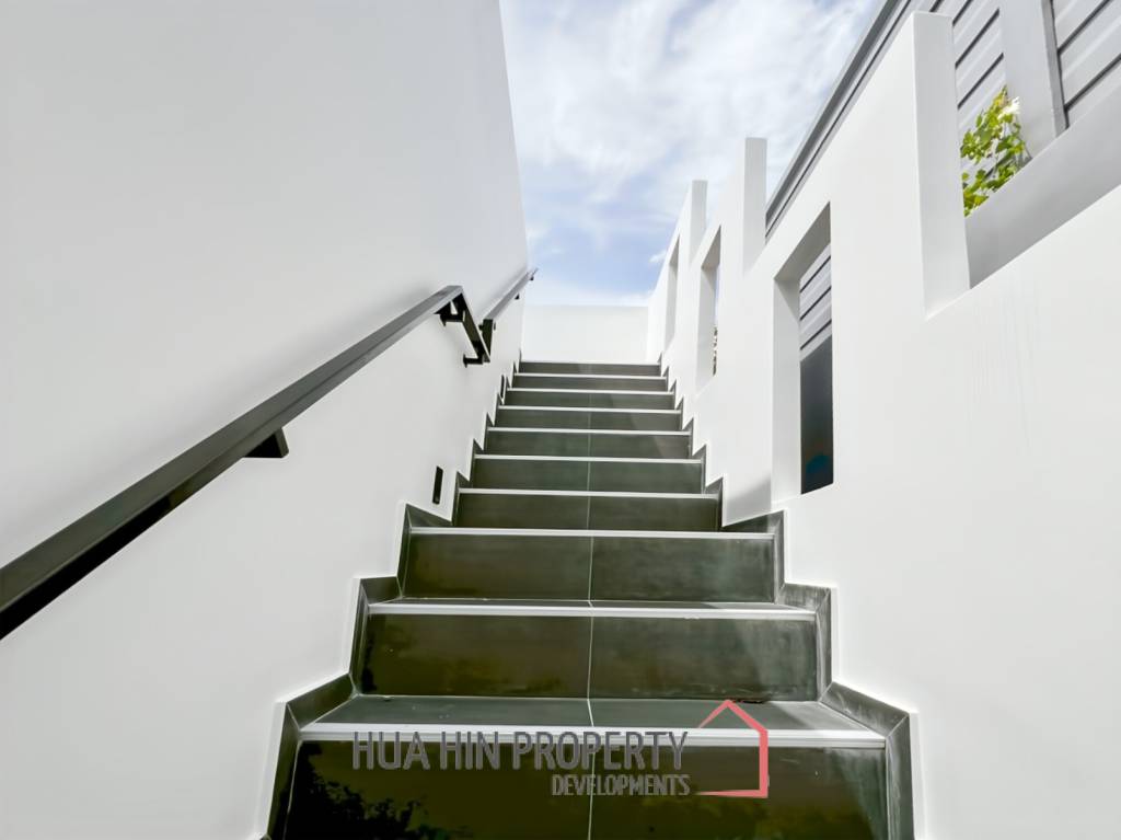Sivana Hills - Luxury 4-Bedroom Villa with Roof Terrace and Private Pool