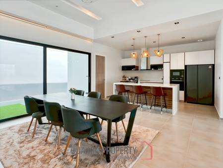 Sivana Hills - Luxury 4-Bedroom Villa with Roof Terrace and Private Pool