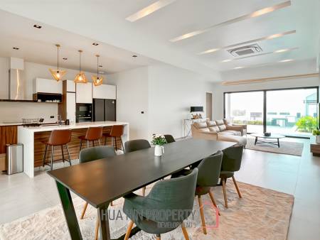 Sivana Hills - Luxury 4-Bedroom Villa with Roof Terrace and Private Pool