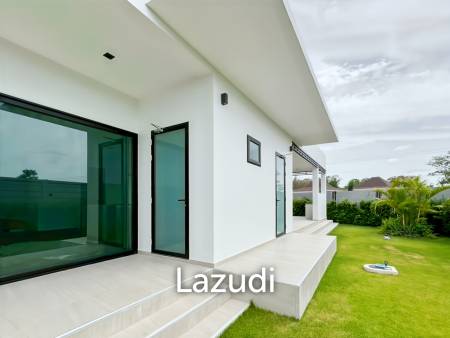 Sivana Hills - Brand New 3-Bedroom Villa with Private Pool, Mountain View