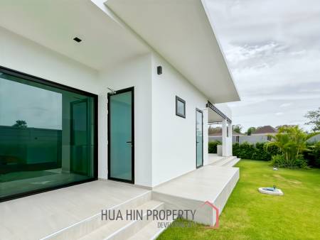 Sivana Hills - Brand New 3-Bedroom Villa with Private Pool, Mountain View