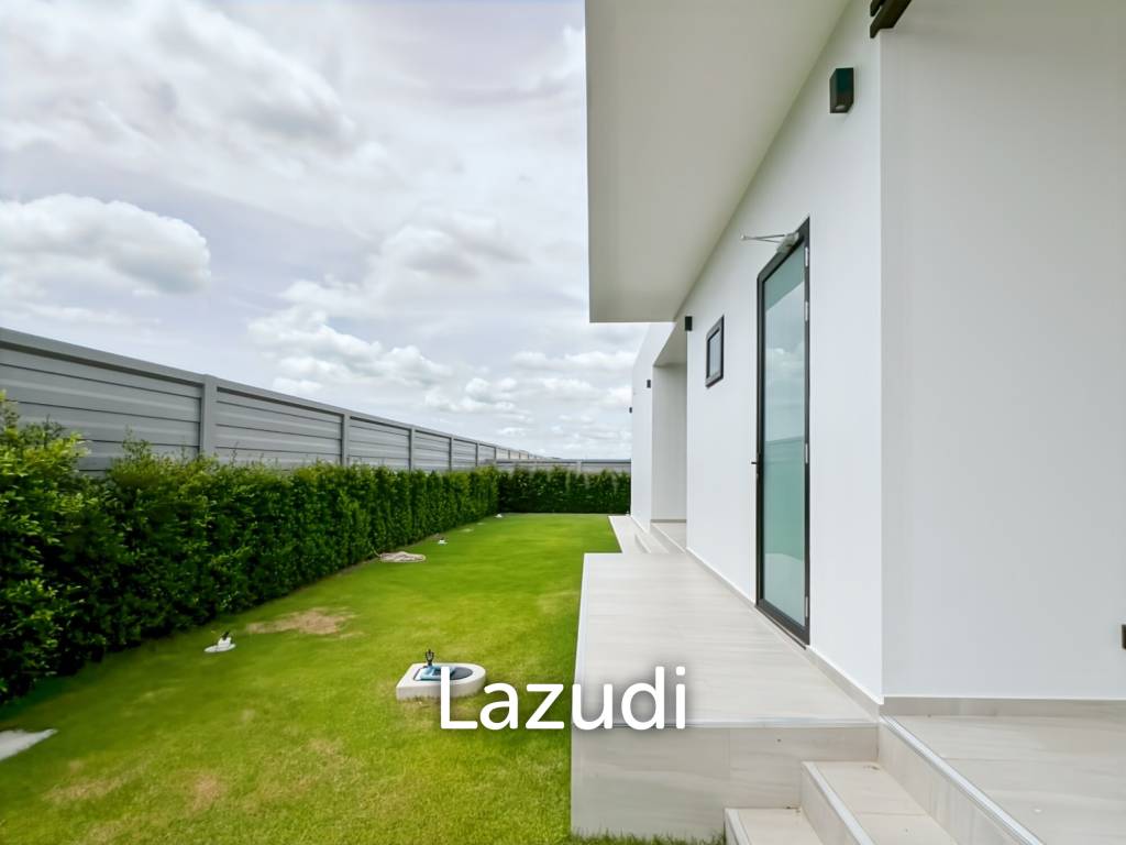 Sivana Hills - Brand New 3-Bedroom Villa with Private Pool, Mountain View