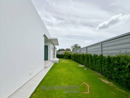 Sivana Hills - Brand New 3-Bedroom Villa with Private Pool, Mountain View