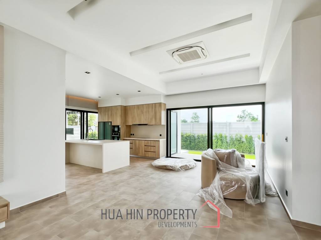 Sivana Hills - Brand New 3-Bedroom Villa with Private Pool, Mountain View