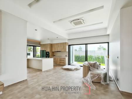 Sivana Hills - Brand New 3-Bedroom Villa with Private Pool, Mountain View