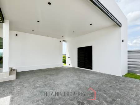 Sivana Hills - Brand New 3-Bedroom Villa with Private Pool, Mountain View