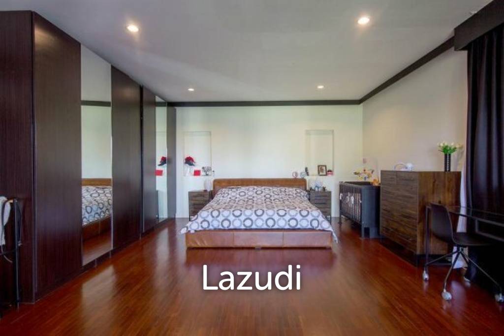 2,400 Sqm 6 Bed 5 Bath Villa For Sale