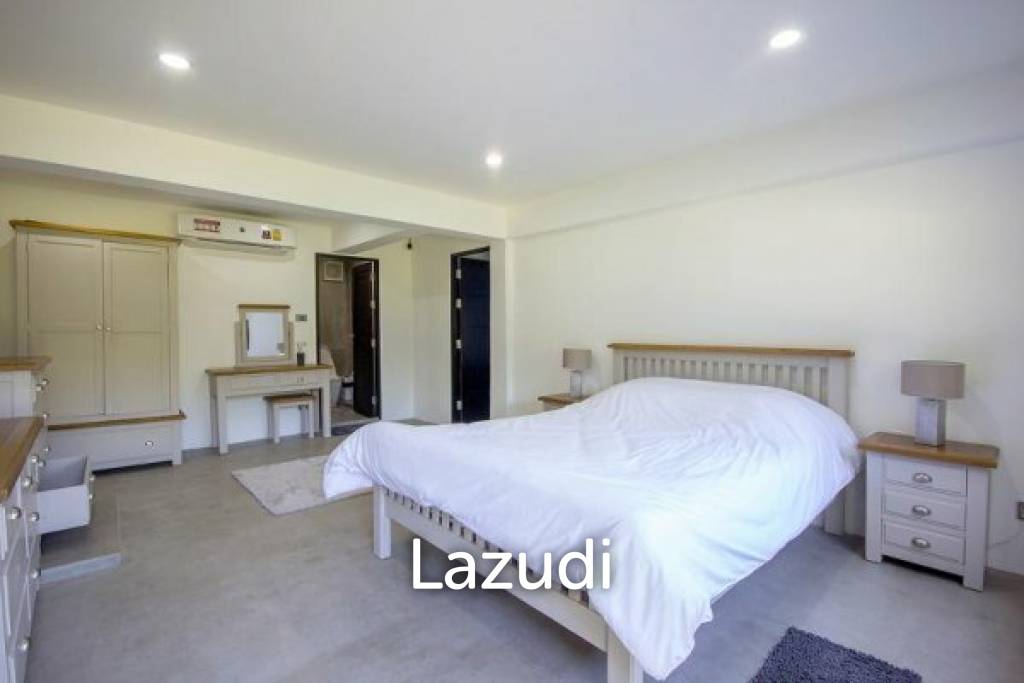 2,400 Sqm 6 Bed 5 Bath Villa For Sale