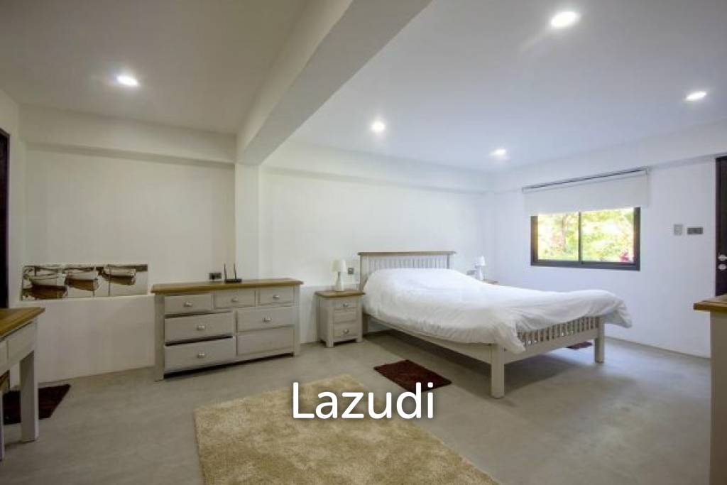 2,400 Sqm 6 Bed 5 Bath Villa For Sale