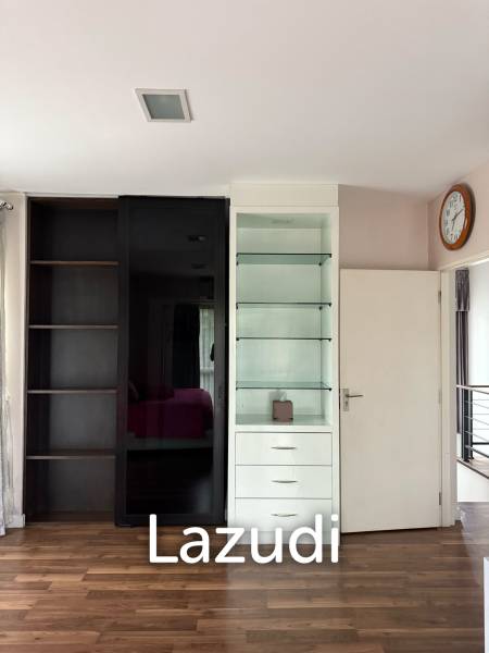 2 Storey 4 bedrooms House For Rent in Siwalee