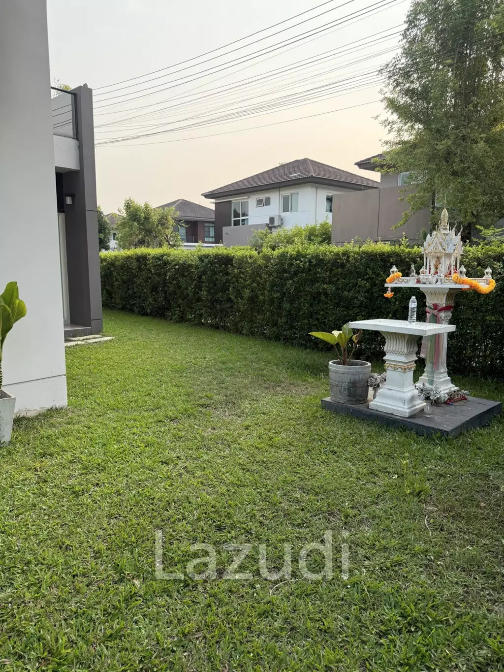2 Storey 4 bedrooms House For Rent in Siwalee