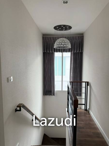 2 Storey 4 bedrooms House For Rent in Siwalee