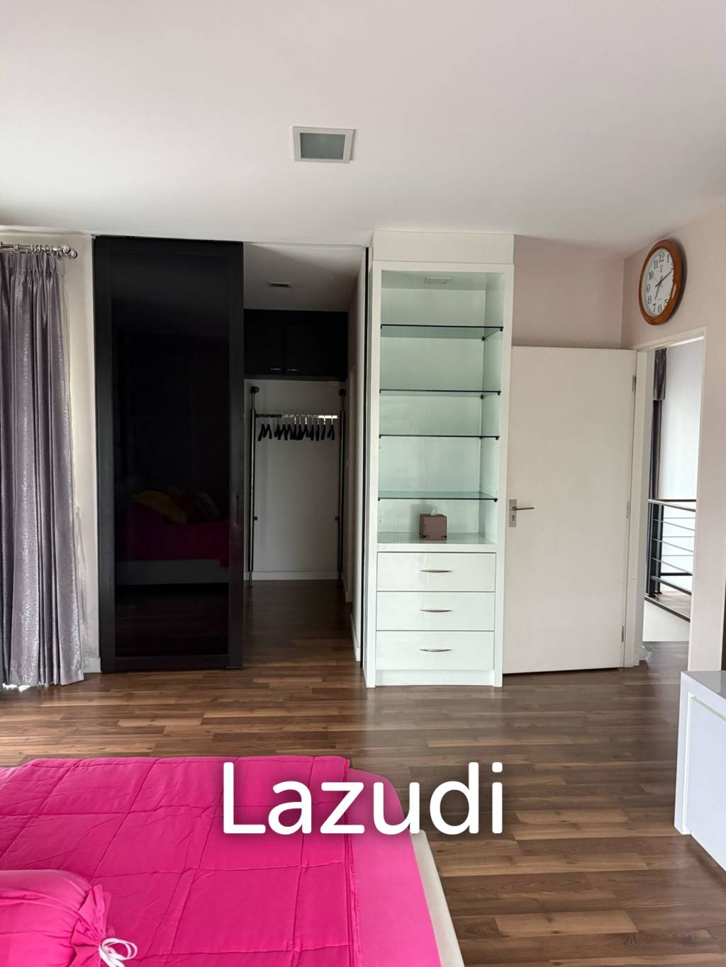 2 Storey 4 bedrooms House For Rent in Siwalee