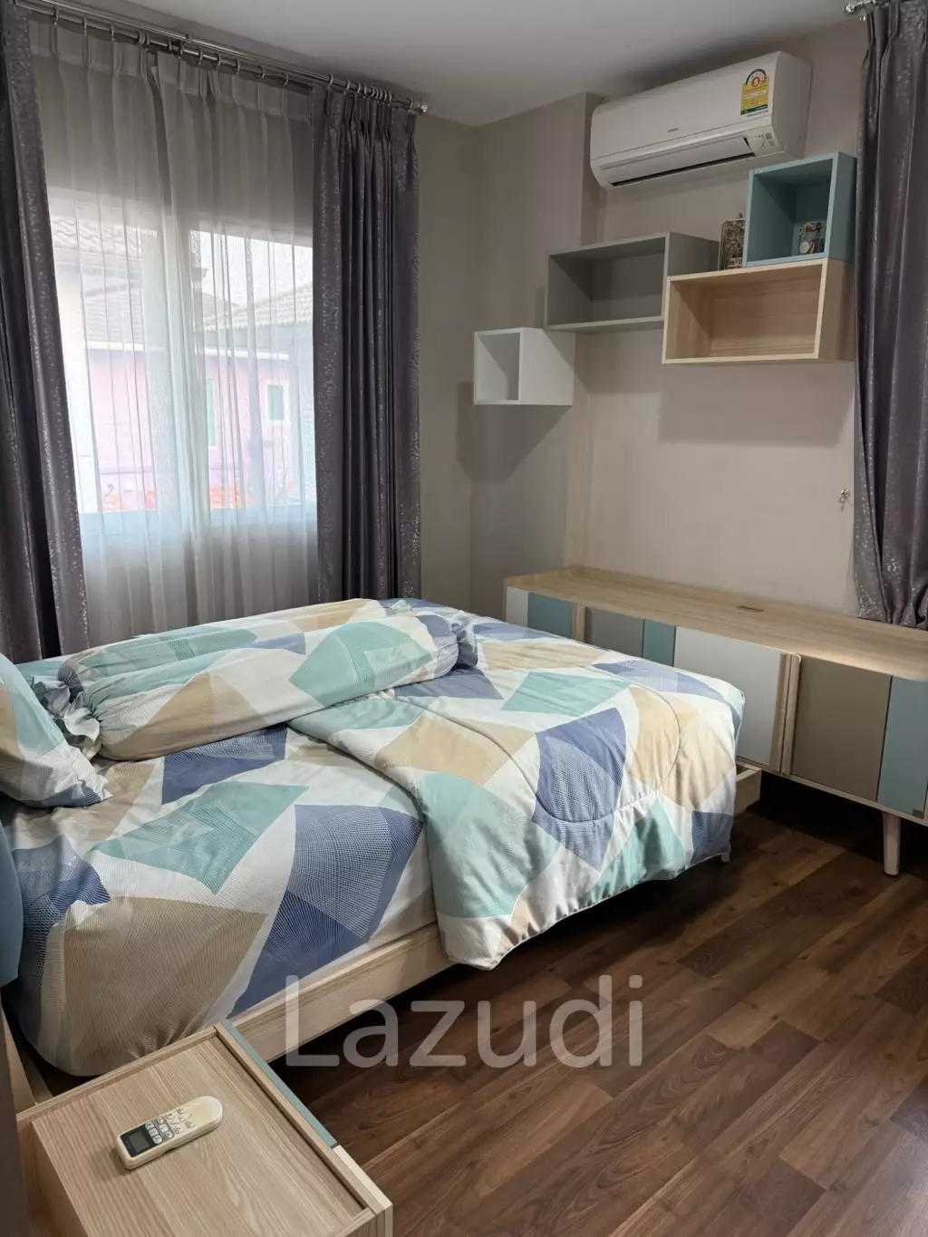 2 Storey 4 bedrooms House For Rent in Siwalee