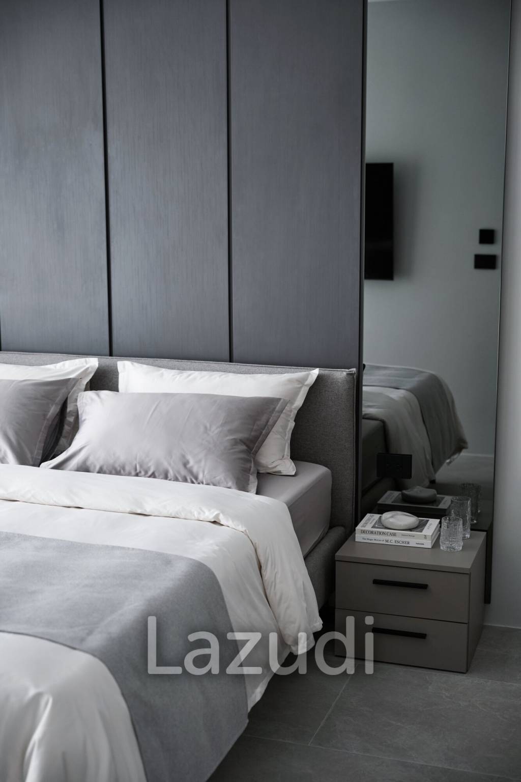 1 Bed 1 Bath 48.7 SQ.M Next Point Condominium