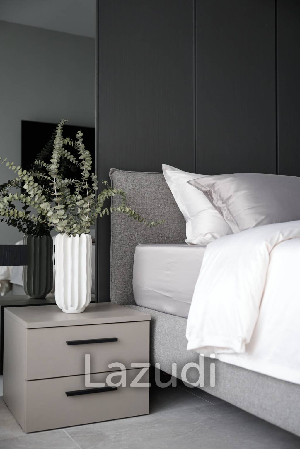 1 Bed 1 Bath 48.7 SQ.M Next Point Condominium