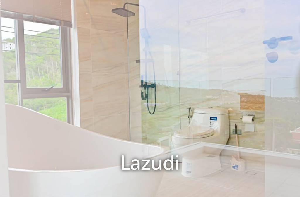 Modern 4‑Bedroom Villa in Bophut – Near Fisherman's Village