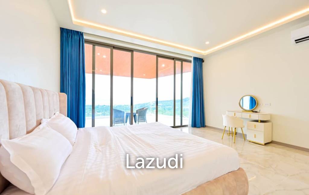 Modern 4‑Bedroom Villa in Bophut – Near Fisherman's Village