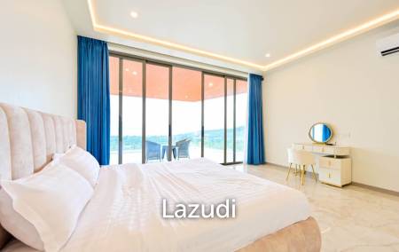 Modern 4‑Bedroom Villa in Bophut – Near Fisherman's Village