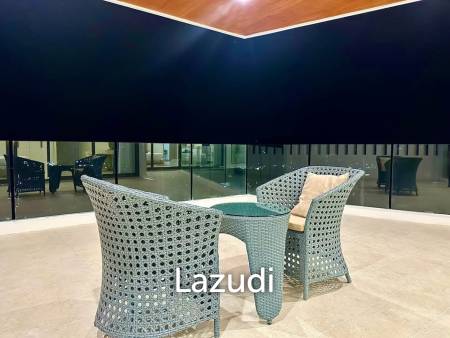 Modern 4‑Bedroom Villa in Bophut – Near Fisherman's Village