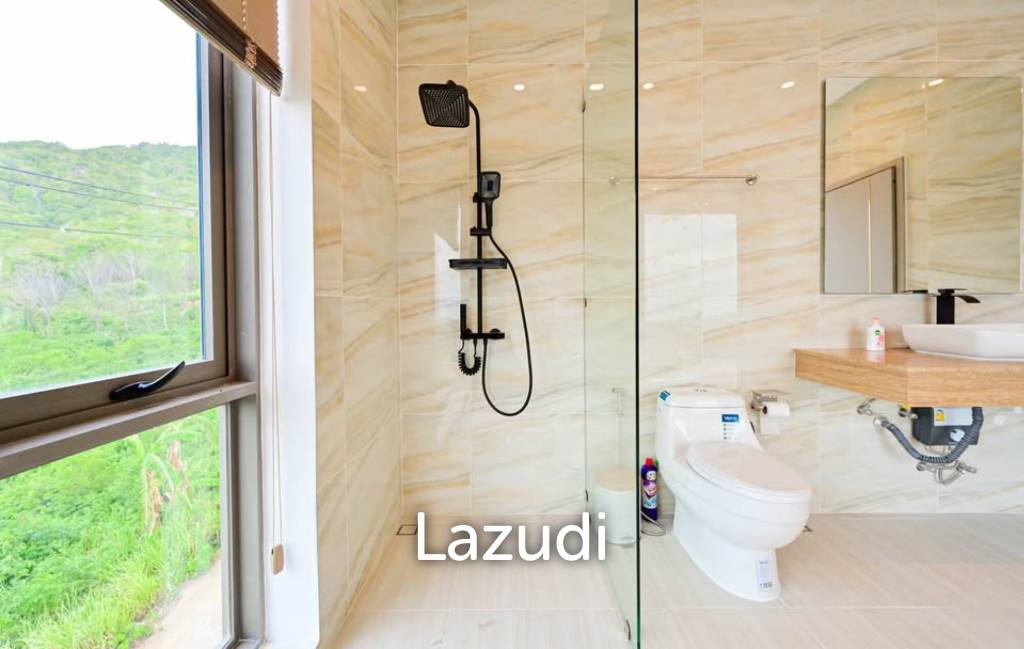 Modern 4‑Bedroom Villa in Bophut – Near Fisherman's Village