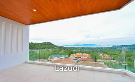 Modern 4‑Bedroom Villa in Bophut – Near Fisherman's Village