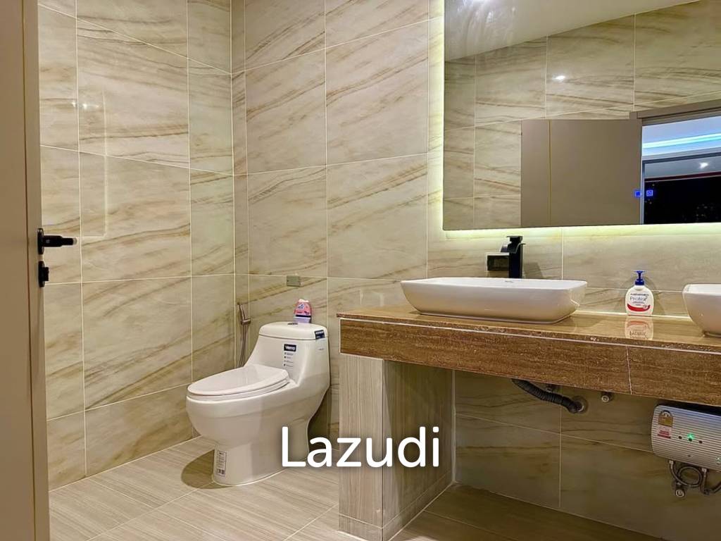 Modern 4‑Bedroom Villa in Bophut – Near Fisherman's Village