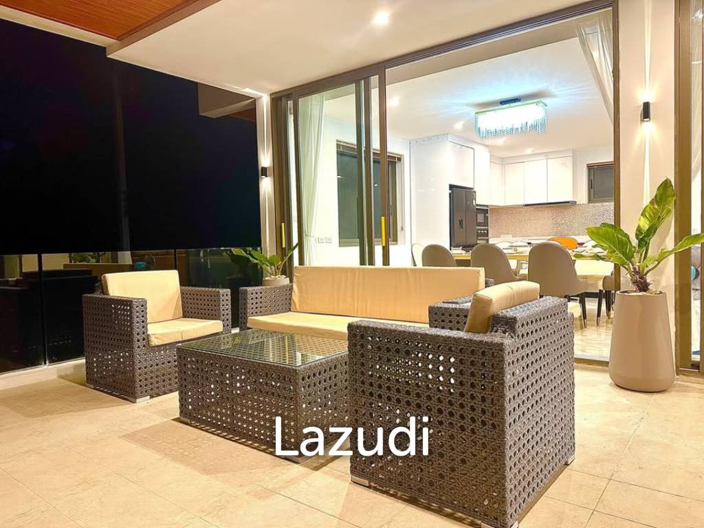 Modern 4‑Bedroom Villa in Bophut – Near Fisherman's Village