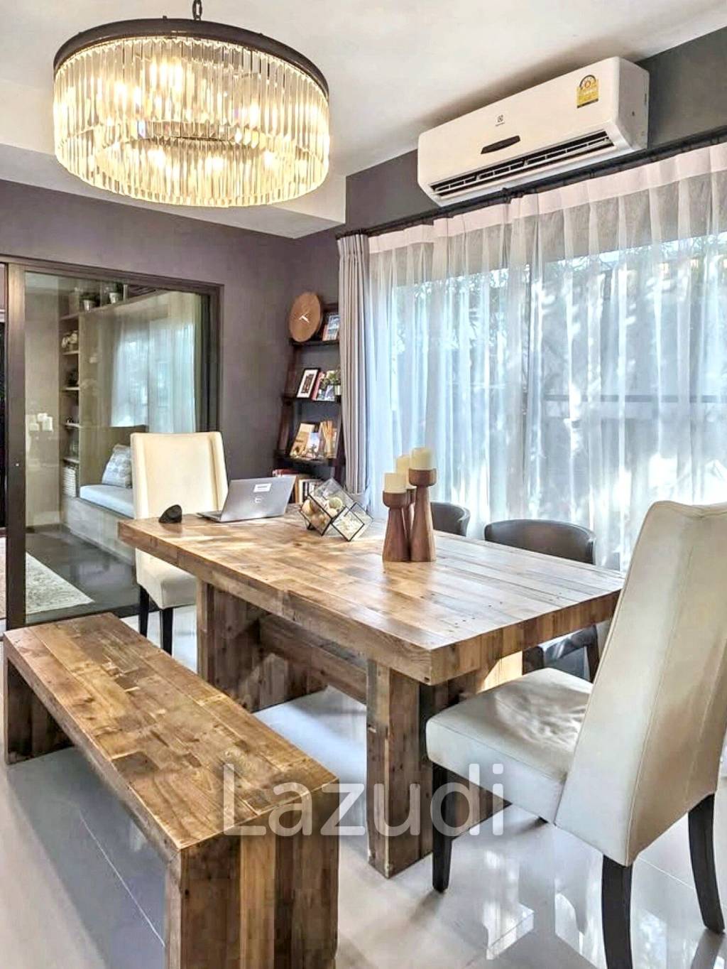 3 Bedroom 3 Bathroom 220 Sq.m Mantana Bangna